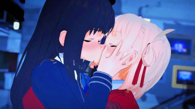 Nishikigi Chisato VS Inoue Takina